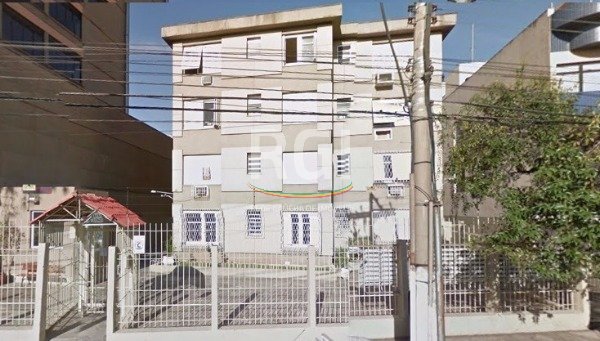 Apartamento com 47m², 1 dormitório no bairro Menino Deus em Porto Alegre para Comprar