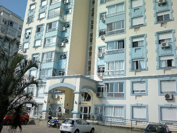 Apartamento com 73m², 3 dormitórios, 1 suíte, 1 vaga no bairro Cavalhada em Porto Alegre para Comprar