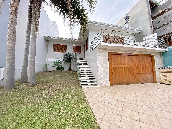 Casa Condominio com 188m², 3 dormitórios, 1 suíte, 2 vagas no bairro Lagos De Nova Ipanema em Porto Alegre para Comprar