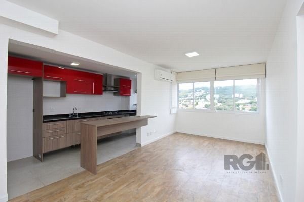 Apartamento com 49m², 1 dormitório, 1 vaga no bairro Teresópolis em Porto Alegre para Comprar