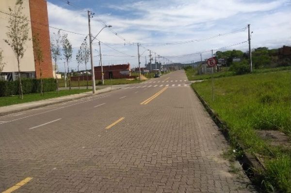 Terreno para Venda - 195m², 0 dormitórios, Hípica