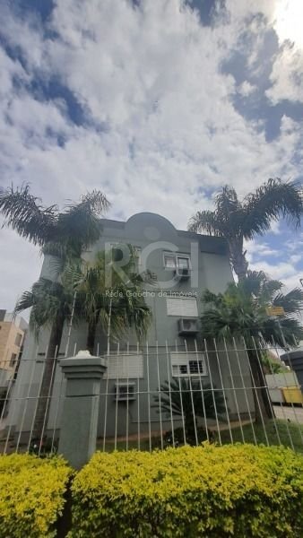 Apartamento à venda com 69m², 3 quartos no bairro Ipanema em Porto Alegre