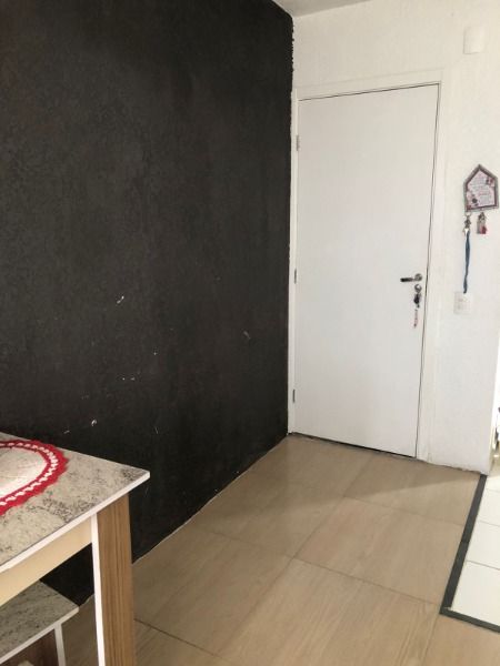 Apartamento para Venda - 42m², 2 dormitórios, 1 vaga - Restinga