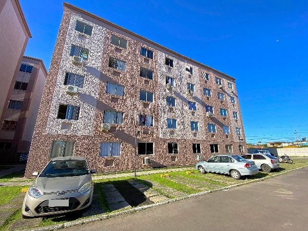 Apartamento com 40m², 2 dormitórios, 1 vaga no bairro Hípica em Porto Alegre para Comprar