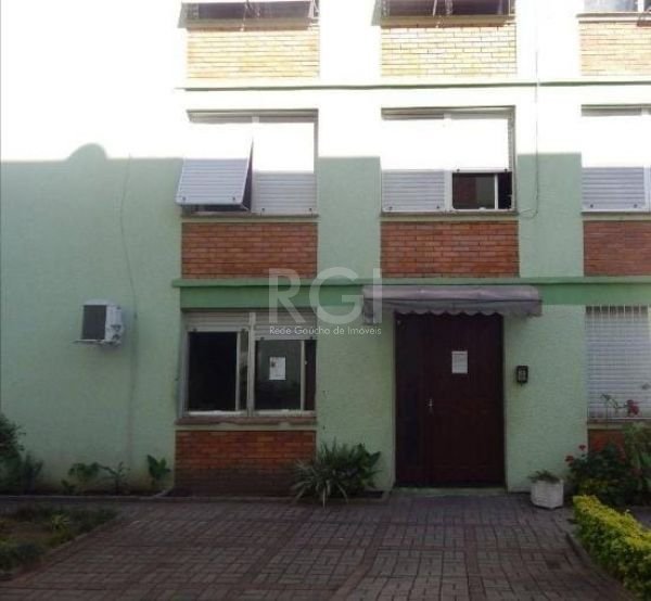 Apartamento à venda com 50m², 2 quartos, 1 vaga no bairro Cristal em Porto Alegre