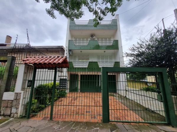 Apartamento com 84m², 2 dormitórios no bairro Medianeira em Porto Alegre para Comprar