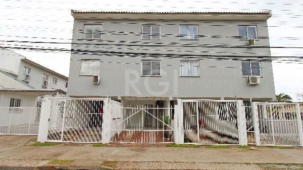 Casa Condominio com 75m², 2 dormitórios no bairro Hípica em Porto Alegre para Comprar