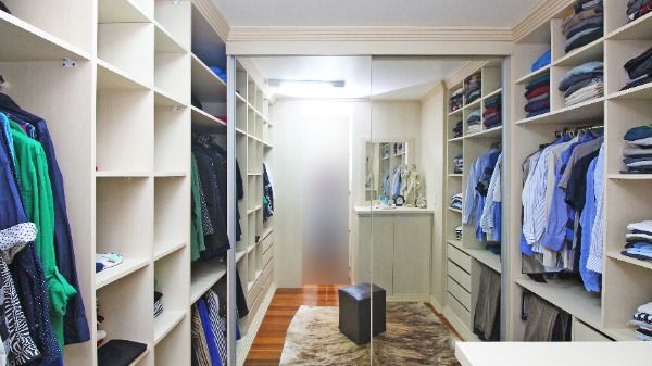 Casa Condominio em Porto Alegre, no bairro Cascata, com 3 dormitório(s), e 3 banheiros, à venda.