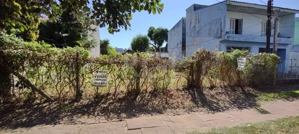 Terreno com 480m² no bairro Tristeza em Porto Alegre para Comprar