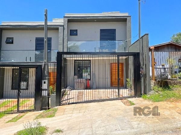 Casa Condominio à venda com 96m², 3 quartos, 1 suíte, 2 vagas no bairro Tristeza em Porto Alegre