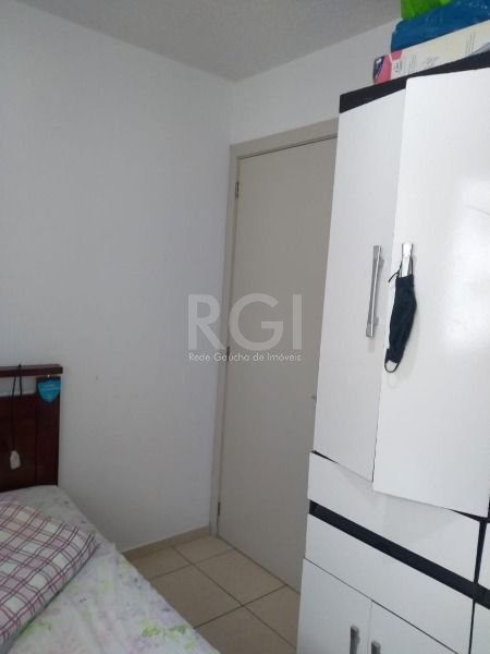Apartamento em Porto Alegre, no bairro Restinga, com 2 dormitório(s), e 2 banheiros, à venda.