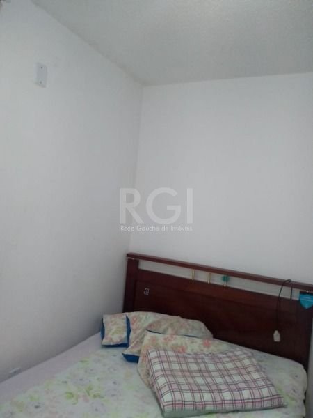 Apartamento em Porto Alegre, no bairro Restinga, com 2 dormitório(s), e 2 banheiros, à venda.