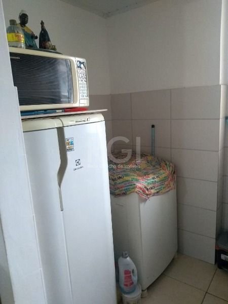 Apartamento em Porto Alegre, no bairro Restinga, com 2 dormitório(s), e 2 banheiros, à venda.
