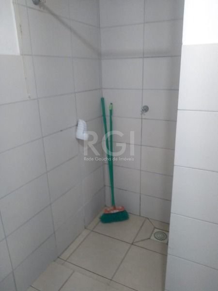 Apartamento em Porto Alegre, no bairro Restinga, com 2 dormitório(s), e 2 banheiros, à venda.