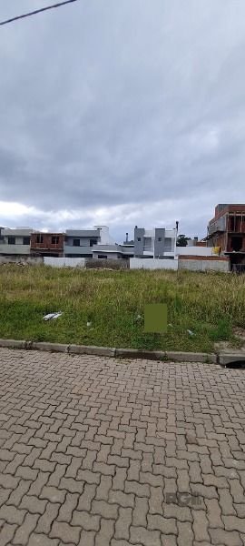 Terreno com 175m² no bairro Hípica em Porto Alegre para Comprar