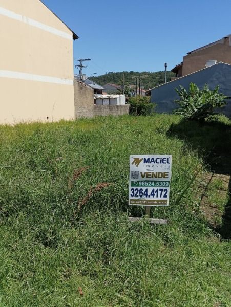 Terreno com 132m² no bairro Nova Ipanema em Porto Alegre para Comprar