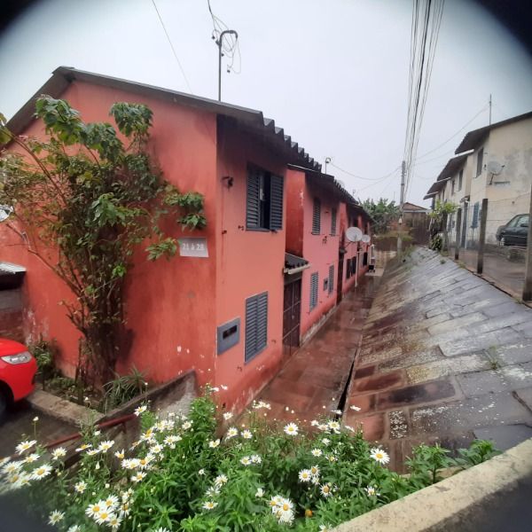 Casa Condominio em Porto Alegre, no bairro Hípica, com 1 dormitório(s), e 1 banheiros, à venda.