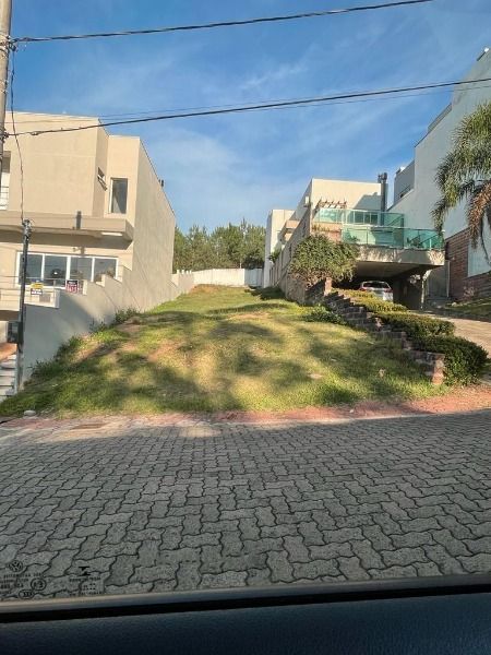 Terreno em Condominio em Porto Alegre, no bairro Hípica, à venda.
