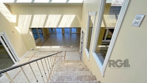 Casa no Jardim do Sol com 4D, sendo 2 suítes e 4 vagas de garagem