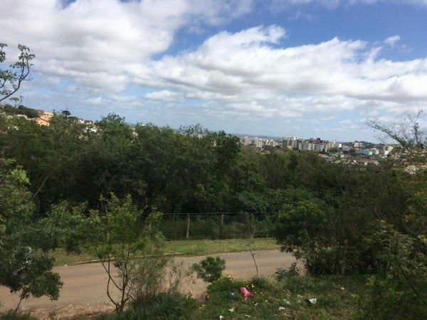 Terreno em Porto Alegre, no bairro Tristeza, à venda.
