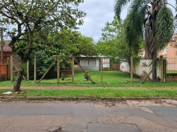 Casa com 180m² no bairro Guarujá em Porto Alegre para Comprar