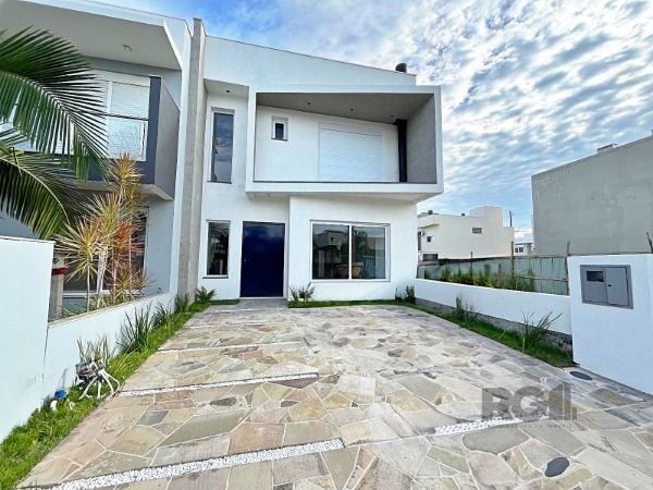 Casa Condominio em Porto Alegre, no bairro Aberta dos Morros, com 3 dormitório(s), e 3 banheiros, à venda.