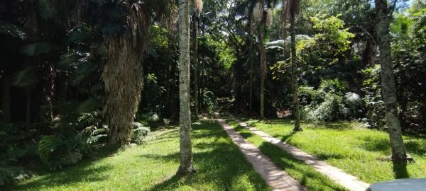 Terreno em Porto Alegre, no bairro Pedra Redonda, à venda.