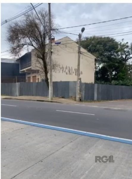 Terreno com 451m² no bairro Teresópolis em Porto Alegre para Comprar