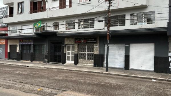 Loja com 34m² no bairro Floresta em Porto Alegre para Comprar