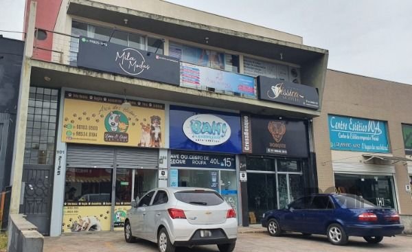 Predio em Porto Alegre, no bairro Hípica, à venda.