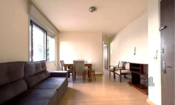 Apartamento com 45m², 1 dormitório no bairro Teresópolis em Porto Alegre para Comprar