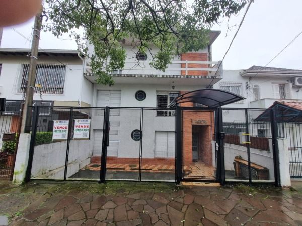Apartamento JK em Porto Alegre, no bairro Medianeira, com 1 dormitório(s), e 1 banheiros, à venda. - Pilar Imóveis