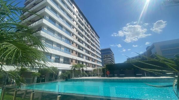 Apartamento à venda com 149m², 3 quartos, 3 suítes, 2 vagas no bairro Tristeza em Porto Alegre