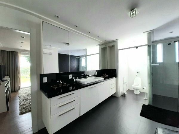 Casa Condominio em Porto Alegre, no bairro Belém Novo, com 3 dormitório(s), e 3 banheiros, à venda.