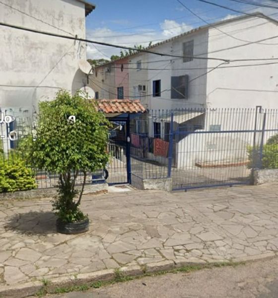 Casa Condominio em Porto Alegre, no bairro Cavalhada, com 2 dormitório(s), e 2 banheiros, à venda.