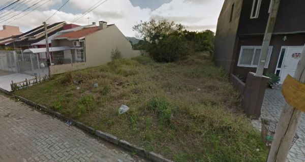 Terreno em Porto Alegre, no bairro Hípica, à venda.