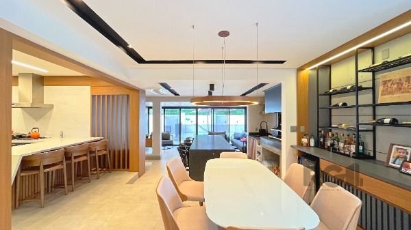 Casa Condominio 3 dormitórios