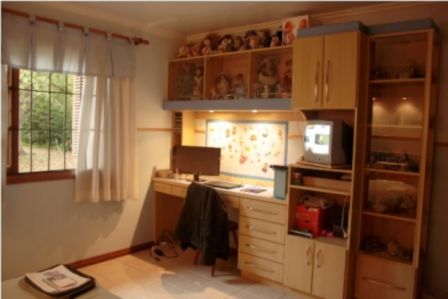 Casa para Venda - 150m², 3 dormitórios, sendo 1 suites, Cavalhada