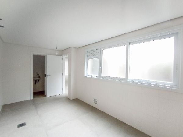 Cobertura para Venda - 346.66m², 3 dormitórios, sendo 3 suites, 4 vagas - Vila Assunção