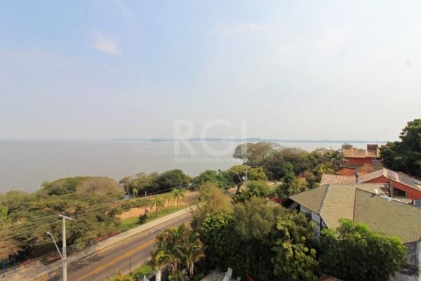 Cobertura para Venda - 351m², 3 dormitórios, sendo 3 suites, 4 vagas - Vila Assunção