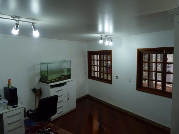 Casa para Venda - 525m², 3 dormitórios, sendo 3 suites, 4 vagas - Vila João Pessoa