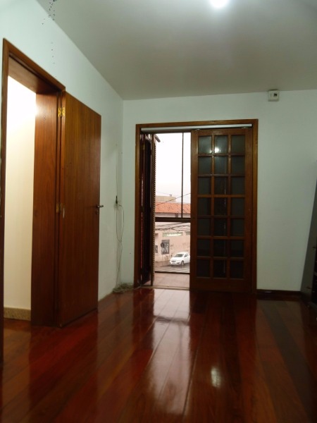 Casa para Venda - 525m², 3 dormitórios, sendo 3 suites, 4 vagas - Vila João Pessoa