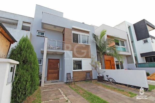 Casa Condominio com 153m², 3 dormitórios, 1 suíte, 2 vagas no bairro Lagos De Nova Ipanema em Porto Alegre para Comprar