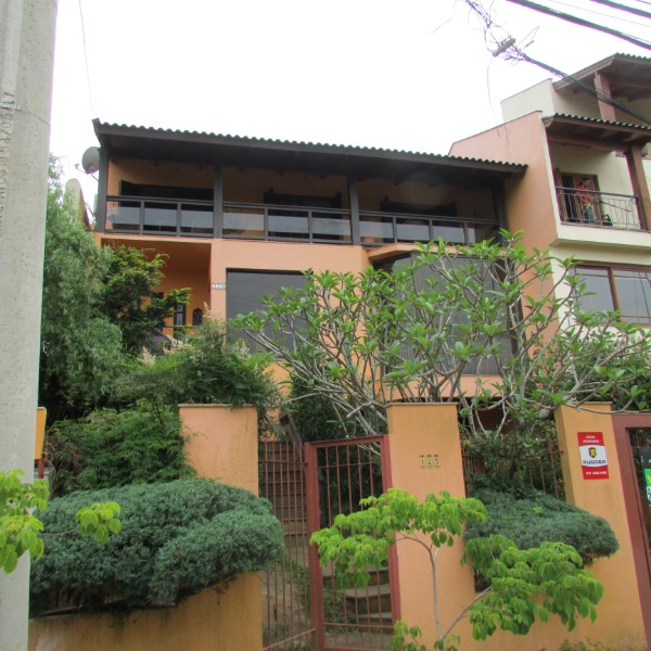 Casa para Venda - 340m², 4 dormitórios, sendo 2 suites, 3 vagas - Jardim Isabel
