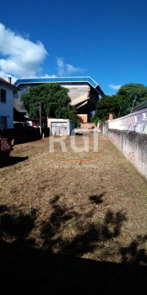 Terreno com 572m² no bairro Menino Deus em Porto Alegre para Comprar