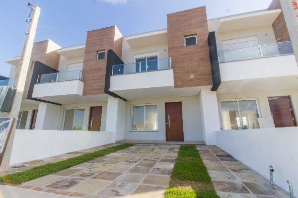 Casa com 125m², 3 dormitórios, 1 suíte, 2 vagas no bairro Aberta dos Morros em Porto Alegre para Comprar
