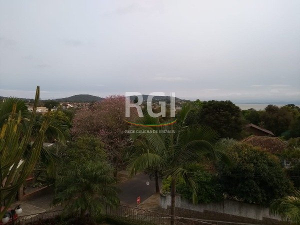 Casa para Venda - 741m², 5 dormitórios, sendo 3 suites, 9 vagas - Espirito Santo