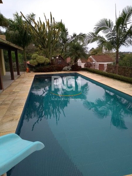 Casa para Venda - 741m², 5 dormitórios, sendo 3 suites, 9 vagas - Espirito Santo