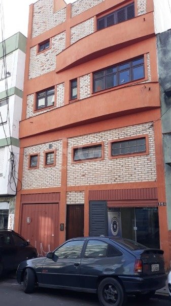 Apartamento com 180m², 1 dormitório, 1 suíte, 1 vaga no bairro Centro Histórico em Porto Alegre para Comprar