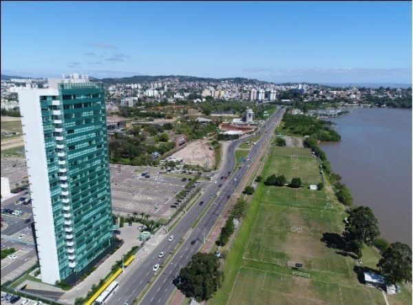 Apartamento com 80m², 2 dormitórios, 1 suíte, 2 vagas no bairro Cristal em Porto Alegre para Comprar